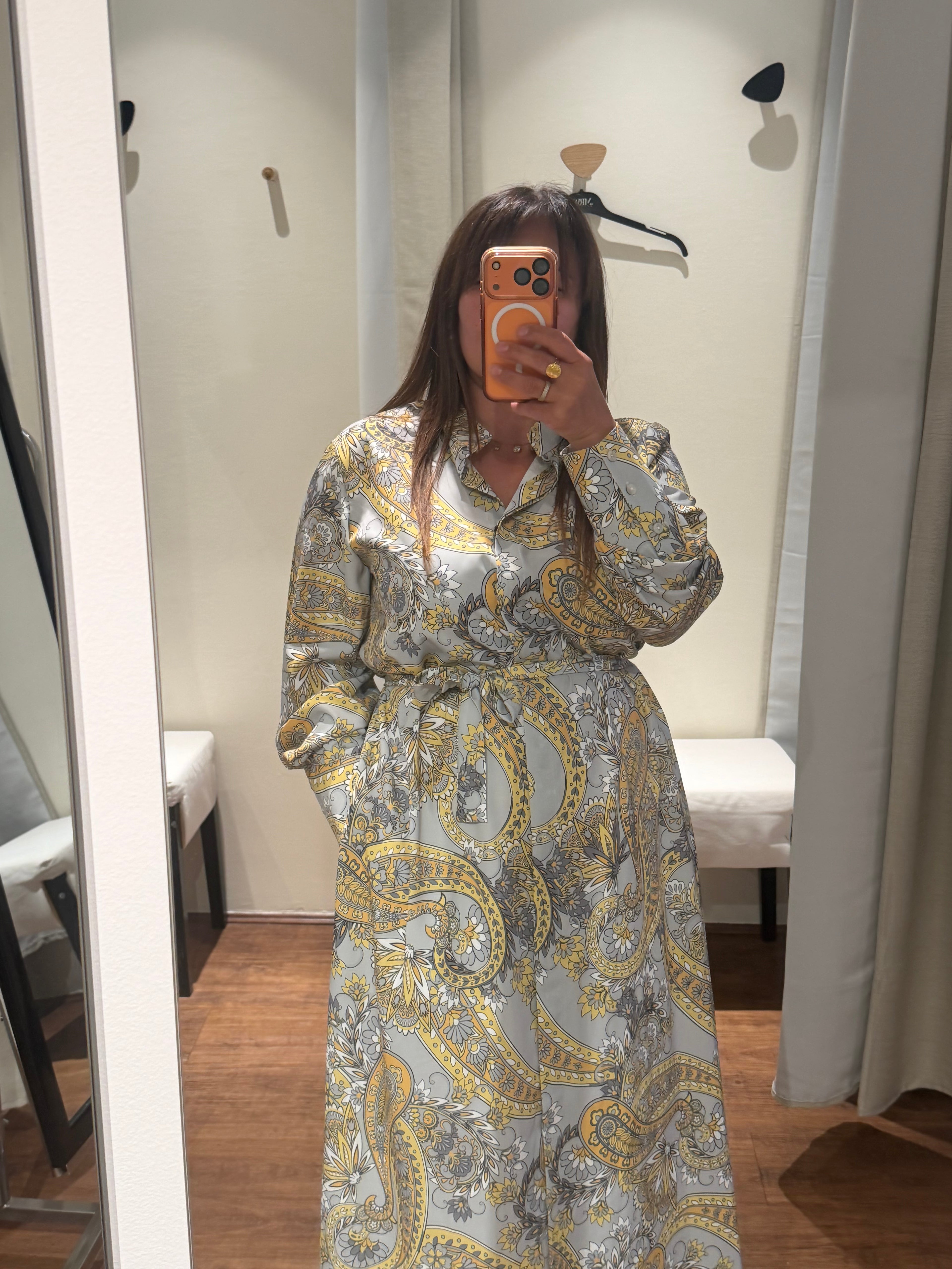 Robe Elys